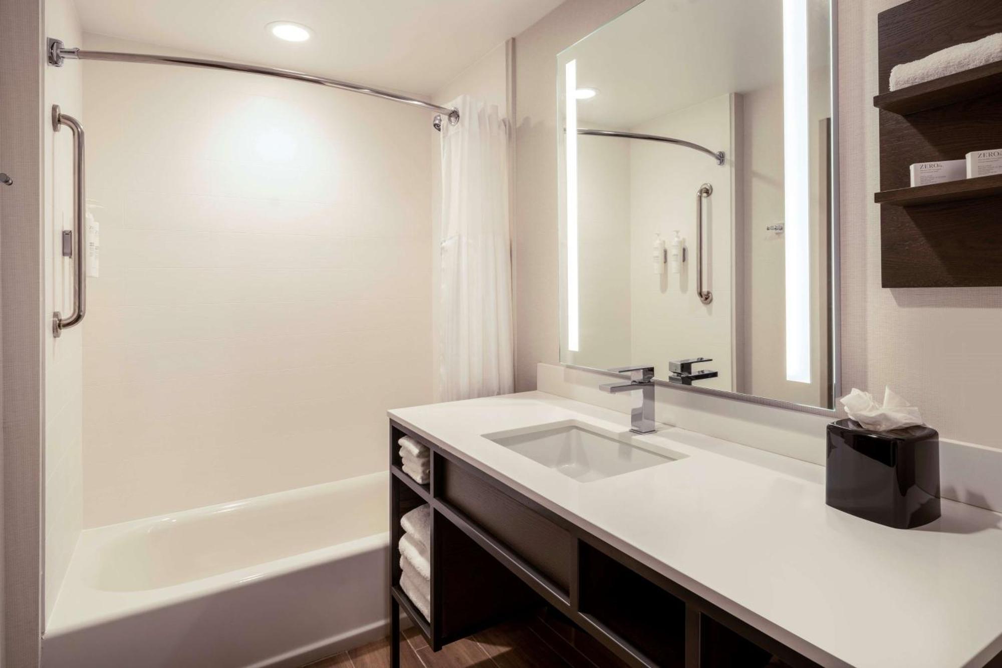 Hilton Garden Inn Pomona, Ca Εξωτερικό φωτογραφία